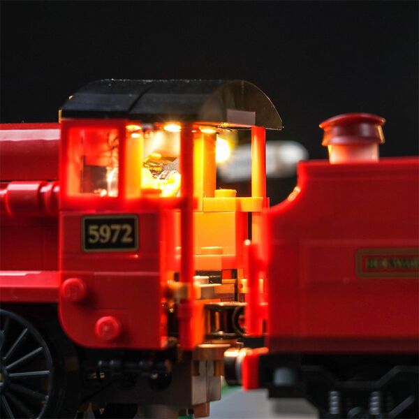 Lego Harry Potter Hogwarts Express & Hogsmeade Station 76423 için Aydınlatma Kiti
