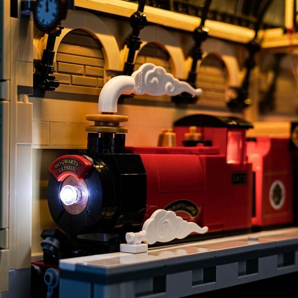 Lego Harry Potter Book Nook: Hogwarts Express 76450 için Aydınlatma Kiti