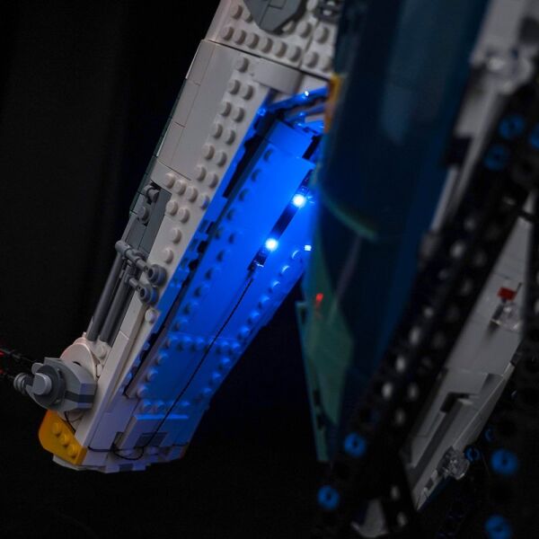 Light Kit for Jango Fett's Firespray-Class Starship 75409