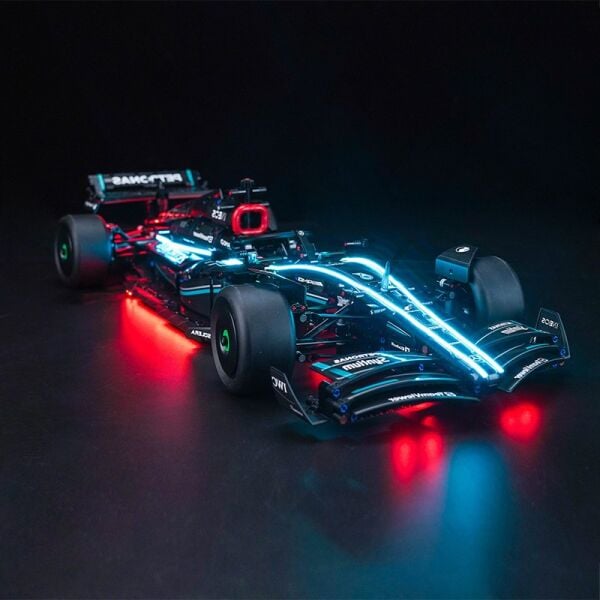 Lego Technic Mercedes-AMG F1 W14 E Performance 42171 için Aydınlatma Kiti