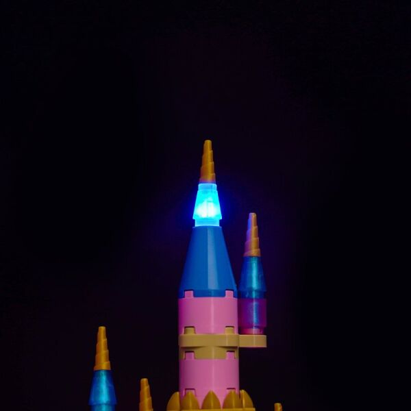 LEGO 40720 Disney Mini Disney Sleeping Beauty Castle İçin Aydınlatma Kiti