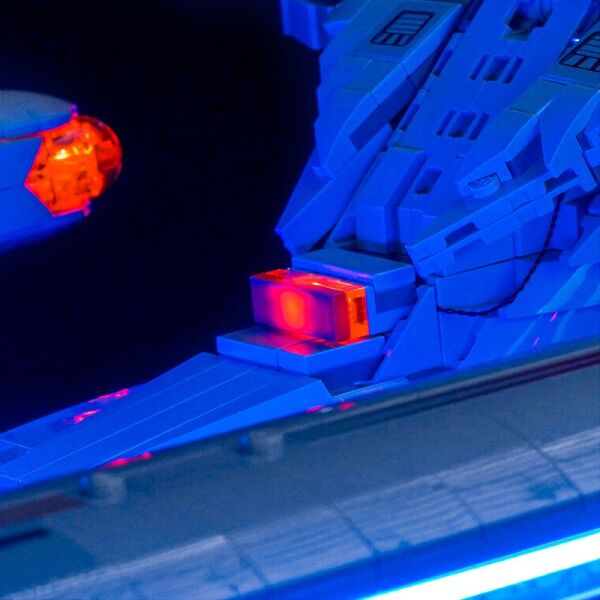 Icons Star Trek: U.S.S. Enterprise NCC-1701-D™ 10356