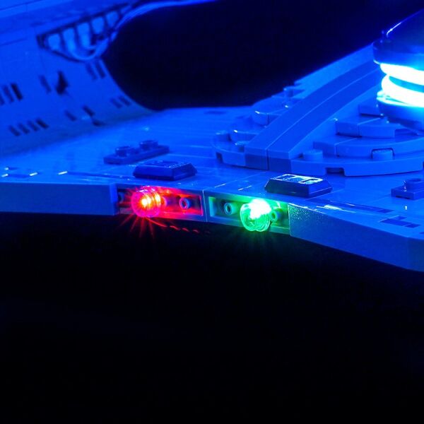 Icons Star Trek: U.S.S. Enterprise NCC-1701-D™ 10356